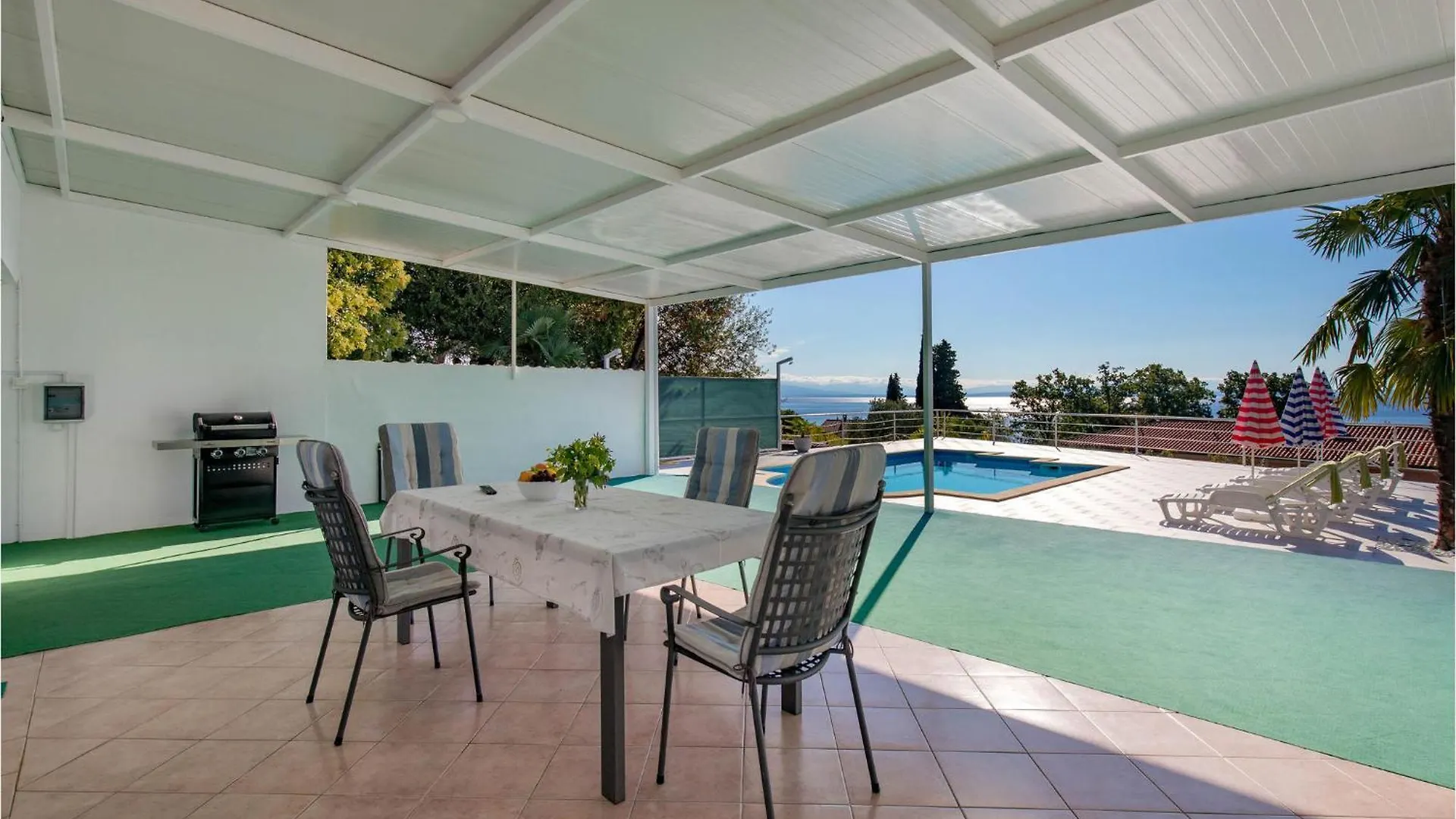 Gorgeous Home In Ika With Kitchen